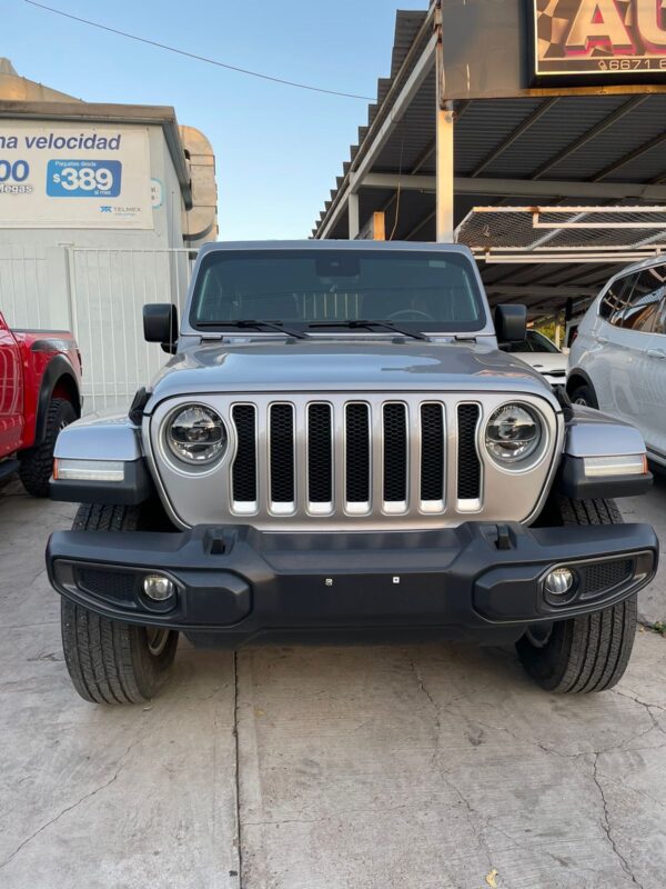 Jeep Sahara 2019