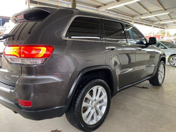 Grand Cherokee Limited  4x2 2017 - Imagen 3